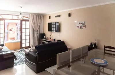 Casa com 7 quartos à venda na Rua Vicente Franco Ribeiro, Vila Jacuí, São Paulo