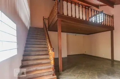 Casa com 3 quartos à venda na Rua Mário Máglio, Butantã, São Paulo