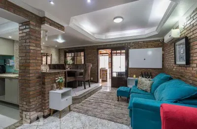 Casa para venda - passo d&apos;areia, 3 quartos,  340 m² - porto alegre