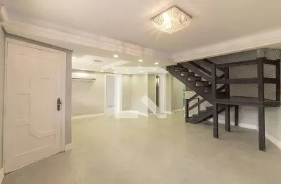 Casa com 3 quartos à venda na Rua Dionélio Machado, Campo Novo, Porto Alegre