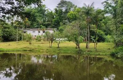 Excelente ponto comercial, com uma belissima chácara em morretes