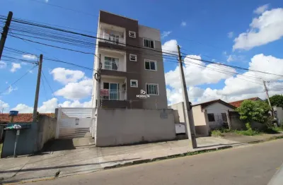 Apartamento de 02 quartos no parque da fonte semimobiliado.