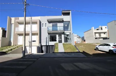 Sobrado com 03 quartos sendo uma suite master no condomínio foggiatto