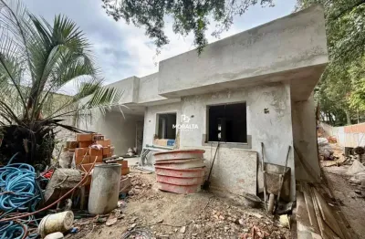 Casa nova com 3 quartos em terreno individual no bairro santo antônio