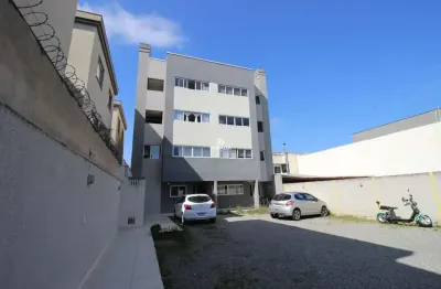 Apartamento no costeira com dois quartos e sacada com churrasqueira