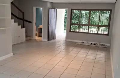 Casa em condomínio fechado com 3 quartos à venda na Rua das Gaivotas, Imbuí, Salvador