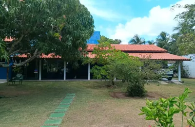 Casa de alto padrão em condomínio fechado – 4 suítes, área gourmet e energia solar – jauá