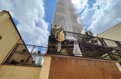 Apartamento localizado no centro da cidade, com excelente distribuição dos ambientes, ótima ventilação e iluminação natural.