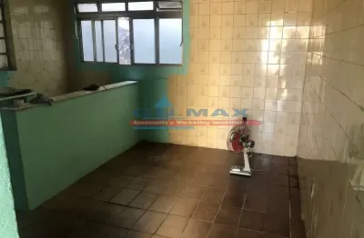 Casa com 1 quarto à venda na Rua João Vechiareli, 22, Vila Iório, São Paulo