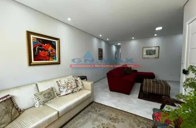 Casa com 3 quartos à venda na Rua Brigadeiro Araújo, 159, Vila São Vicente, São Paulo