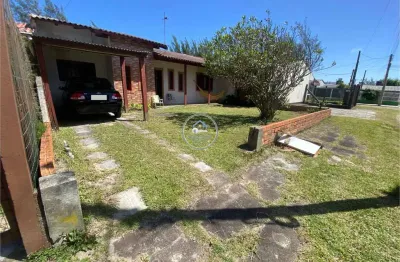 Casa com 2 quartos à venda na rua jorge veiga, 1087, salinas, cidreira, 100 m2 por r$ 160.000