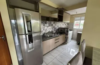 Apartamento semimobiliado com 02 quartos no bairro jaraguá 99