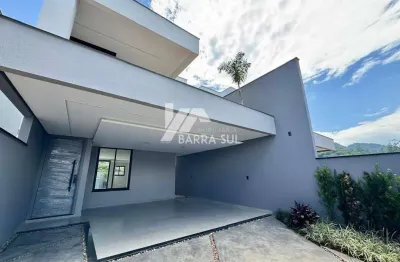 Sobrado geminado com 01 suíte + 02 quartos no bairro tres rios do norte