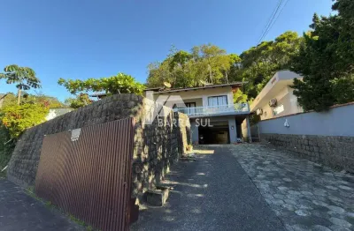 Casa com 4 quartos à venda no Jaraguá Esquerdo, Jaraguá do Sul 
