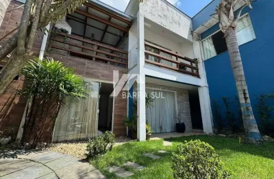 Casa com 5 quartos à venda na Vila Lenzi, Jaraguá do Sul 