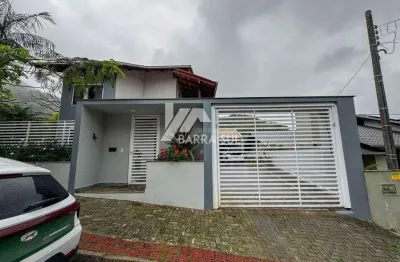 Casa com 3 quartos à venda na Vila Baependi, Jaraguá do Sul 
