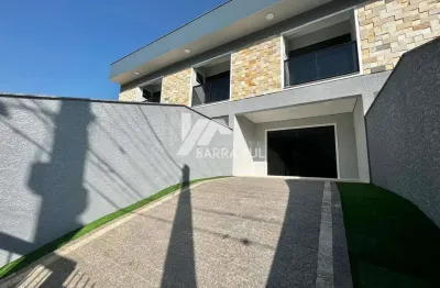 Sobrado geminado com 01 suíte + 02 quartos em tres rios do norte