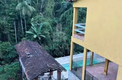 Casa com 3 quartos para alugar no Penedo, Itatiaia 