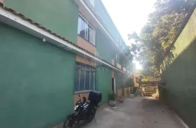 Apartamento com 2 quartos para alugar na Rua Das Cravinas, 231, Água Limpa, Volta Redonda