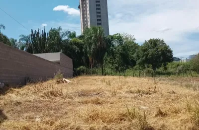 Terreno à venda na Rua Luiz Gavassi, S/N, Jardim Florença, Umuarama