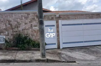 Casa com 3 quartos à venda na Rua Venerando Scodeler, 90, Bela Itália, Pouso Alegre