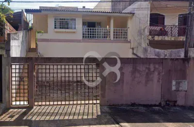 Casa com 5 quartos à venda na Rua Olavo Bilac, Champagnat, Londrina