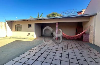 Casa com 4 dormitórios, uma suite, para locação, 200 m²  de construção por r$ 3.000/mês - califórnia - londrina/pr