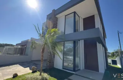 Casa com 3 quartos à venda na Rua Rafael Golin Tomé, Nossa Senhora da Saúde, Caxias do Sul