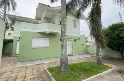 Casa com 3 quartos à venda na Rua Angelo Segalla, 354, Petrópolis, Caxias do Sul