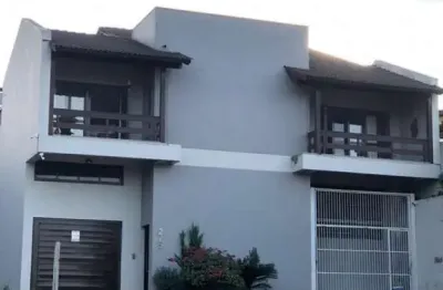 Casa com 3 quartos à venda na Rua Primo Gastaldello, 275, Ana Rech, Caxias do Sul