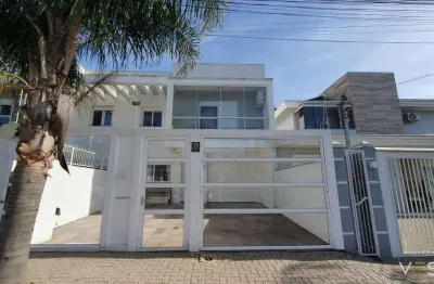 Casa com 3 quartos à venda na Rua Vittorio Tatto, 192, Ana Rech, Caxias do Sul