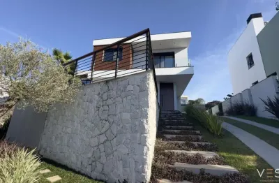 Casa com 3 quartos à venda na Estrada Vereador Ary Antônio Bergozza, 2059, Nossa Senhora da Saúde, Caxias do Sul
