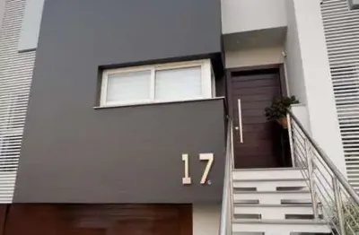 Casa com 3 quartos à venda na Rua Ernesto Alves, 547, Nossa Senhora de Lourdes, Caxias do Sul