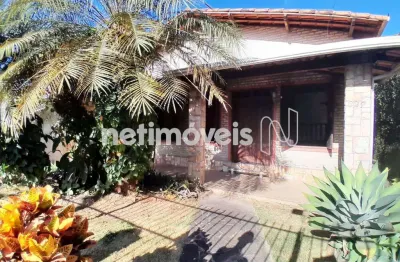 Casa com 3 quartos à venda no Bom Retiro, Betim 