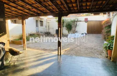 Casa com 3 quartos à venda na Rua Doutor José Augusto Mendonça, Industrial, Contagem
