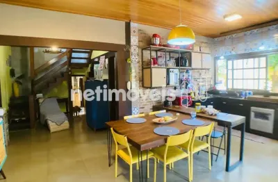 Casa com 4 quartos à venda na Rua Haia, Parque Recreio, Contagem