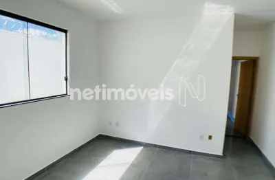 Casa com 2 quartos à venda na Rua Conceição de Oliveira Ferreira, Vale das Orquídeas, Contagem