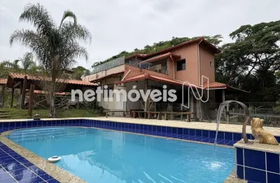 Chácara completa em rio manso, com lazer, vista para a mata e porteira fechada