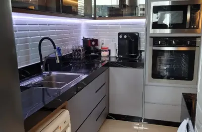 Excelente apartamento no custódio pereira, próximo ao bh supermercado, academia, comércios, todo planejado e garagem para dois carros.