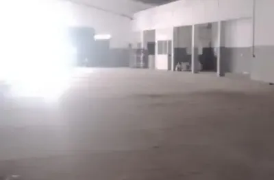 Barracão / Galpão / Depósito para alugar na Avenida Santos Dumont, 369, Centro, Fortaleza