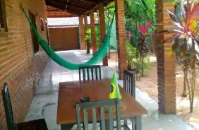 Casa com 3 quartos à venda na Praça Horácio Bessa, 38, Caponga, Cascavel