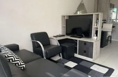 Casa em Condomínio para Locação em Jundiaí, Vila Maringa, 2 dormitórios, 1 suíte, 2 banheiros, 2 vagas