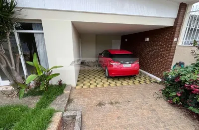 Casa para Venda em Jundiaí, Jardim Cica, 3 dormitórios, 1 suíte, 2 banheiros, 2 vagas