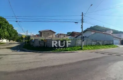 Terreno à venda na Avenida Engenheiro Paulo Izzo, 50, Jardim Maristela, Atibaia