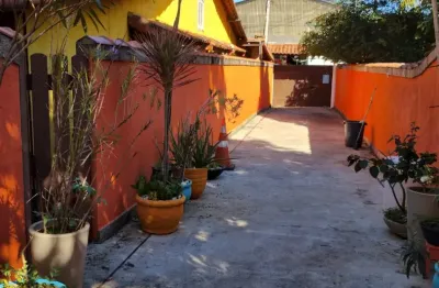 Residencial araçatiba: casa duplex perfeita entre a natureza (lagoa) e o centro urbano