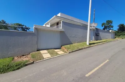 Conexão rápida e qualidade de vida! casa ao lado da rj-106 e da revitalizada orla do marine
