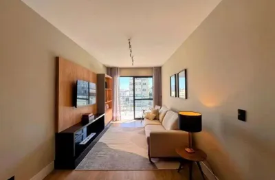 Apartamento de 3 dormitórios com suíte mobiliado no bairro petrópolis, 89m², 2 vagas de garagem