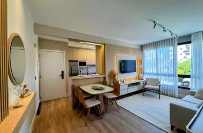 Apartamento de 2 dormitórios com suíte no bairro petrópolis, 65m², 2 vagas de garagem