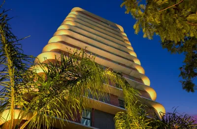 Apartamento de 2 suítes no bairro moinhos de vento, 93m², 2 vagas de garagem