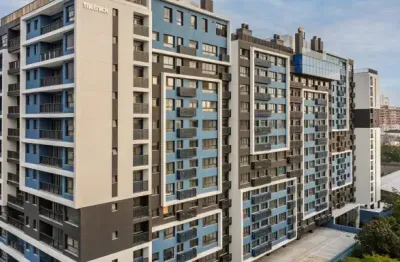 Apartamento de 3 dormitórios com suíte e 2 vagas de garagem no bairro cidade baixa